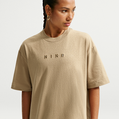 Nike Sportswear Women's Oversized T-Shirt. Nike LU